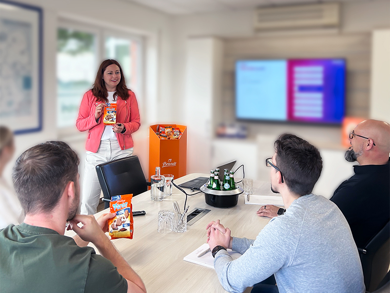 Petri Mitarbeitende beim Onboarding